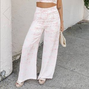 INFINITE DAYS WHITE/PINK FLORAL WIDE LEG PANTS